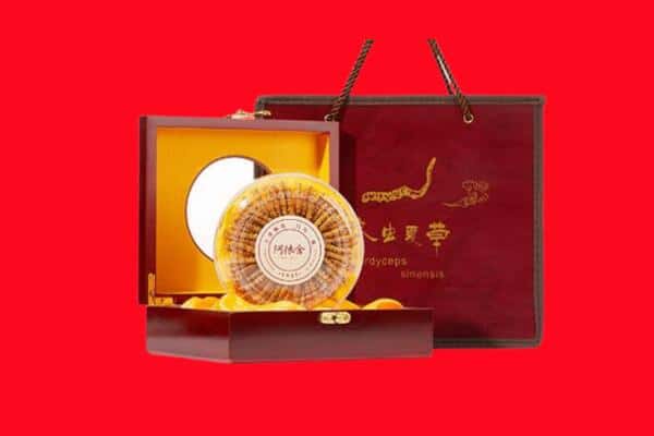 收购资讯:运城新绛县回收冬虫夏草是按克吗
